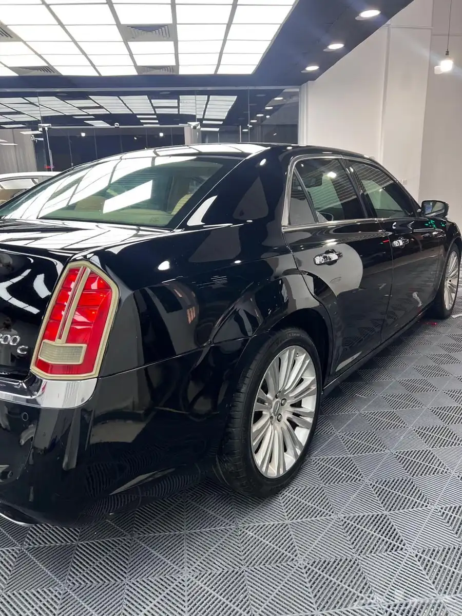كرايسلر 2013 C300 8