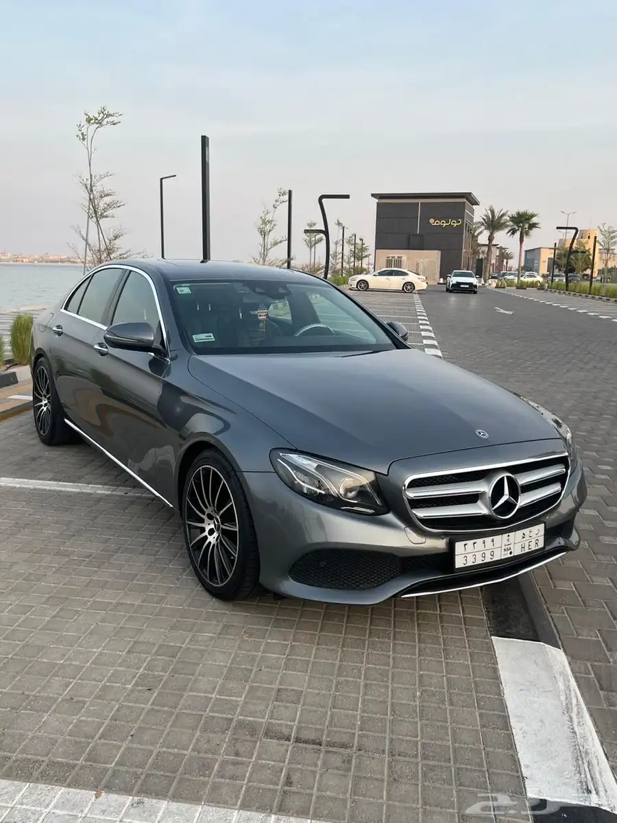 مرسيدس E220 D 1