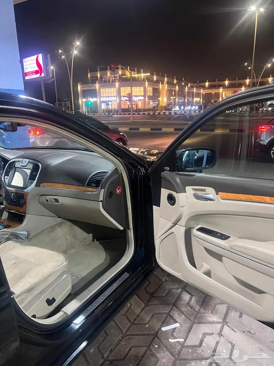 كرايسلر 2013 C300 5