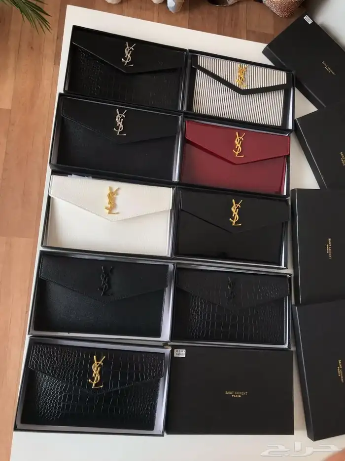 شنط ماركات متعدده بسعر مخفص 19