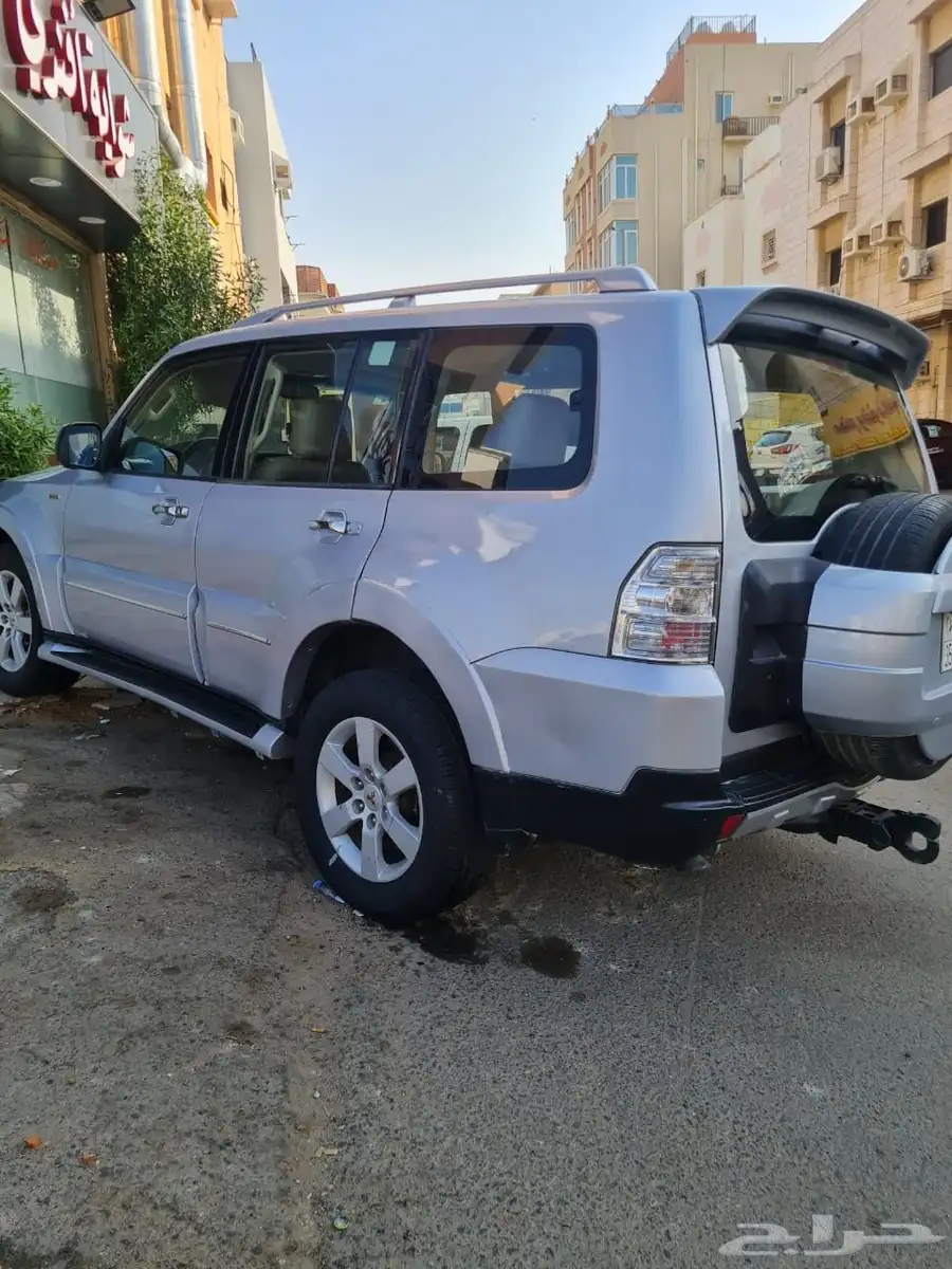 للبيع باجريو 2008 فل كامل 0