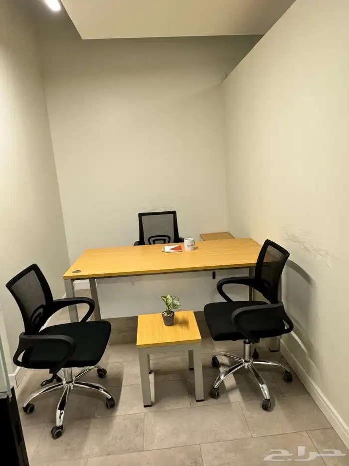 مكاتب للإيجار ومستودعات بالرياض 8