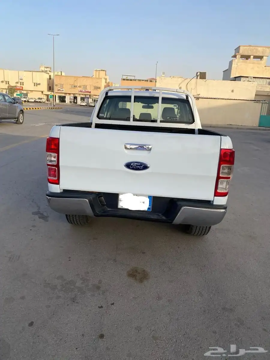 سيارة فورد رينجر 3
