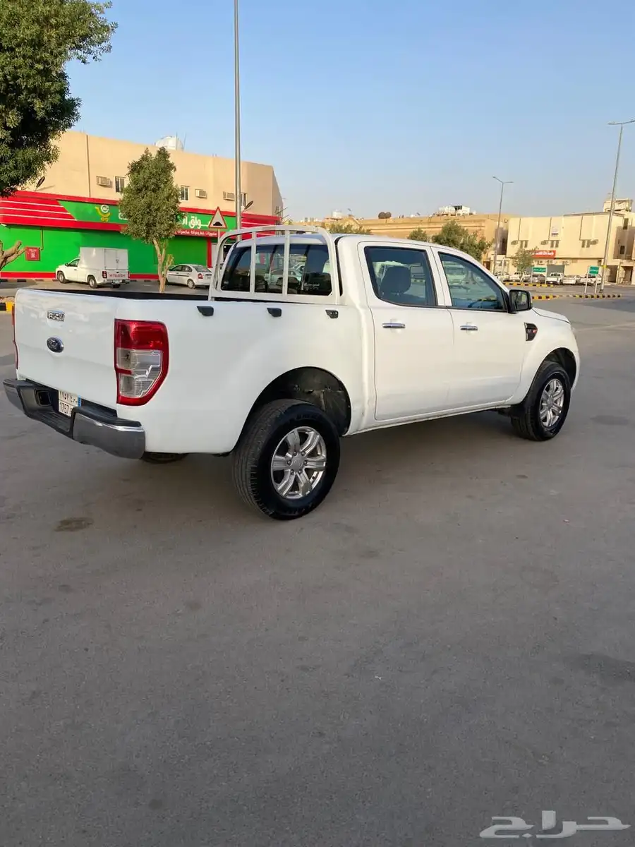 سيارة فورد رينجر 2