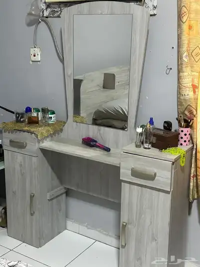 غرفة نوم من هوم بوكس 2