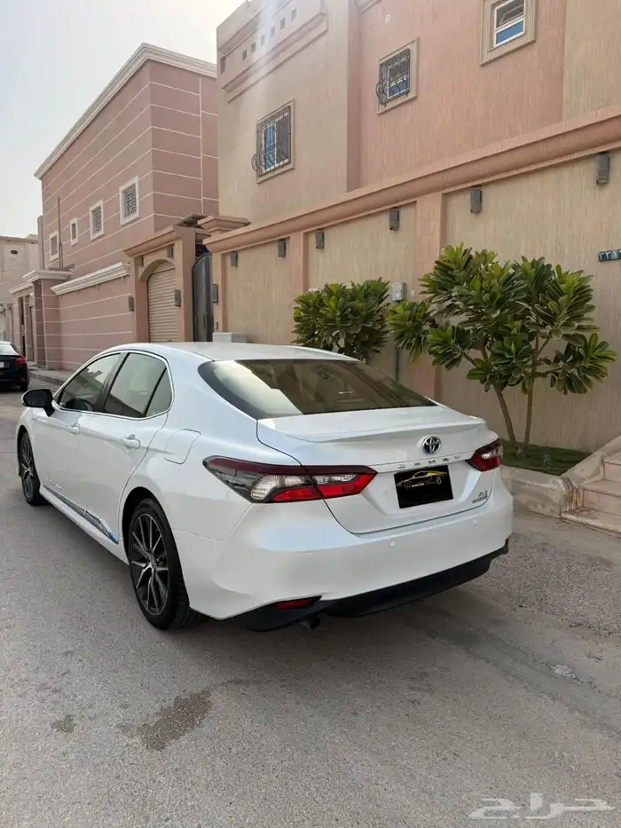 كامري هايبرد GLE 2022 سعودي 2