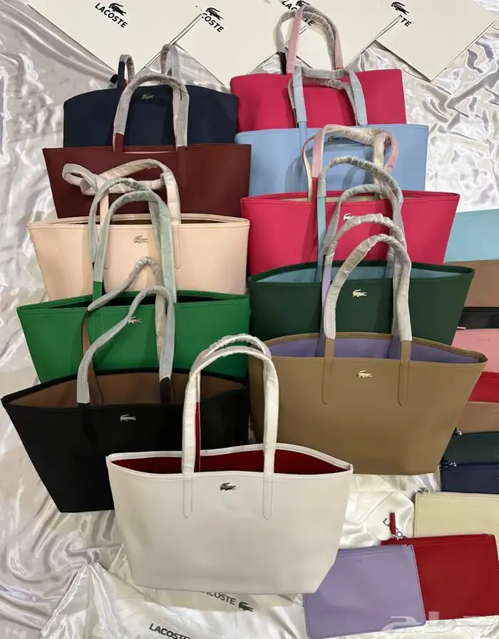 شنط ماركات متعدده بسعر مخفص 18