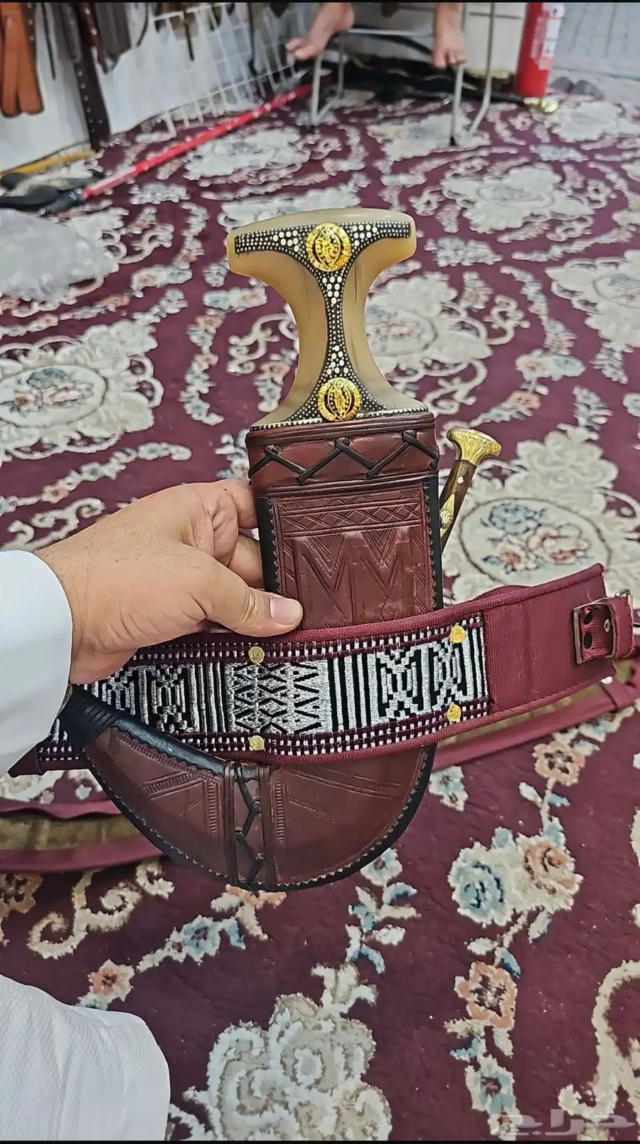 جنبيه شبيه الزراف صنعاني كبيره نظيفه 0