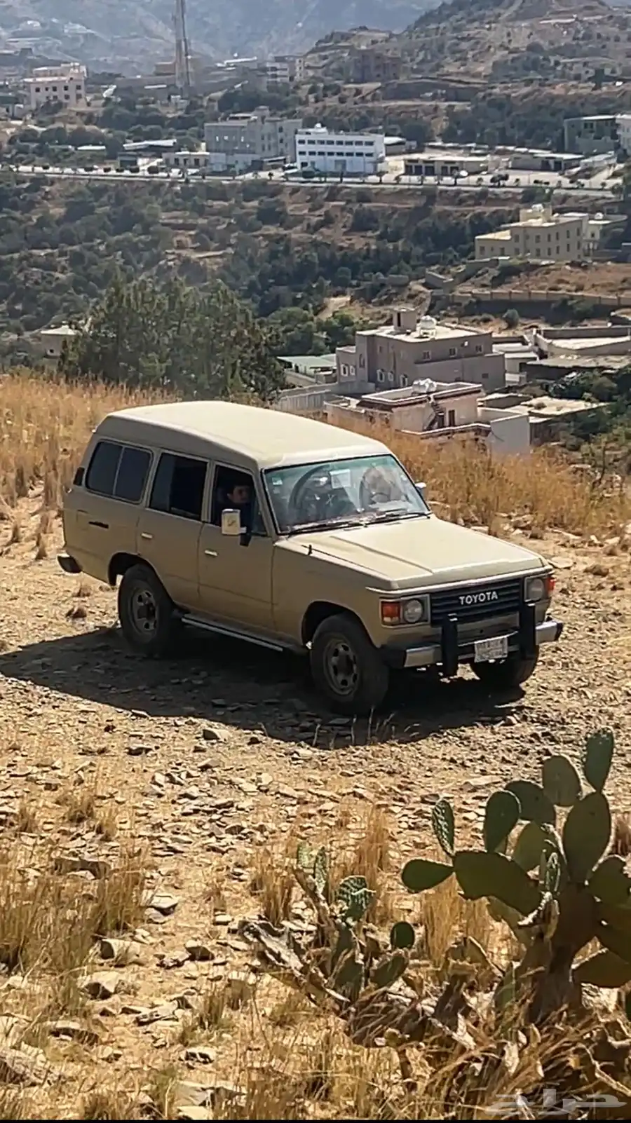 جيب صالون G تويوتا موديل 1983 للبيع 2