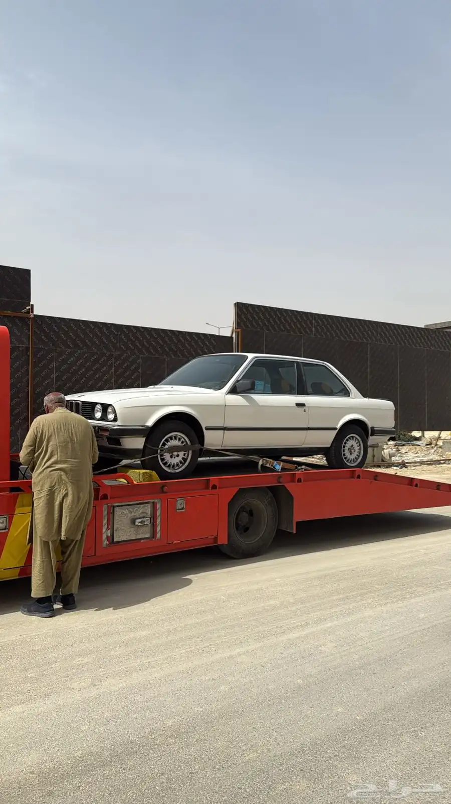 بي ام دبليو الفئة الثالثة BMW E30 1984 2