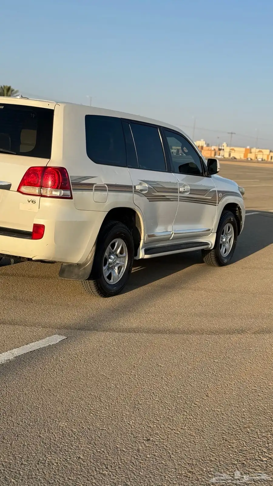 لاندكروزر 4