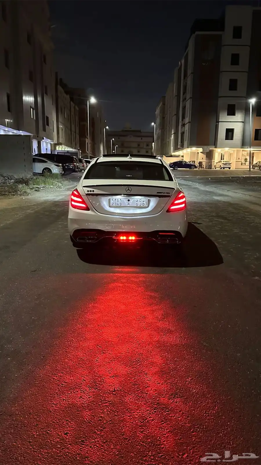 مارسيدس يخت s400 محول 63 داخلي خارجي مع وجود قطع الوكالة 3