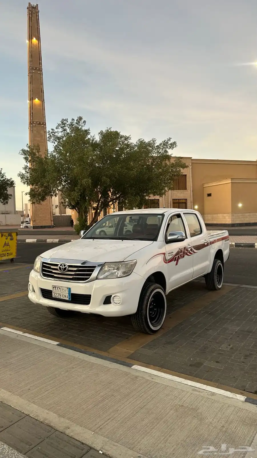 هايلوكس 2013 8
