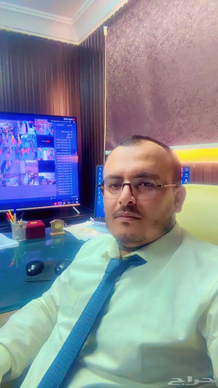 استشارات إدارة وحسابات 0