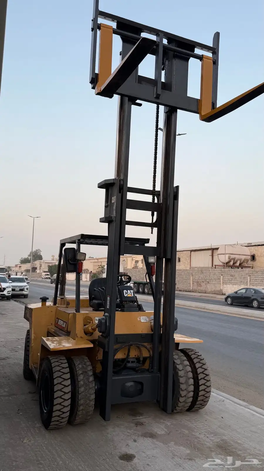 للبيع رافعة شوكية كاتر بلر 7 طن بحالة الوكاله شد بلد 1