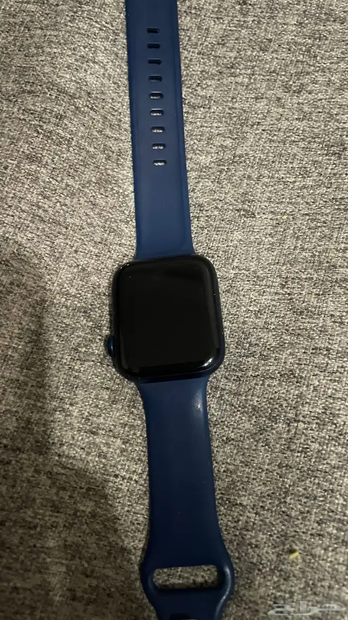 ساعة آبل سيريس 6 مقاس 44 مم بحالة ممتازه 1