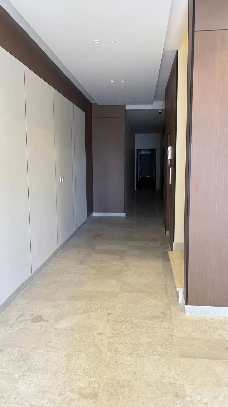 محلات تجارية وشقق عزاب للايجار شمال جده الفروسيه 4