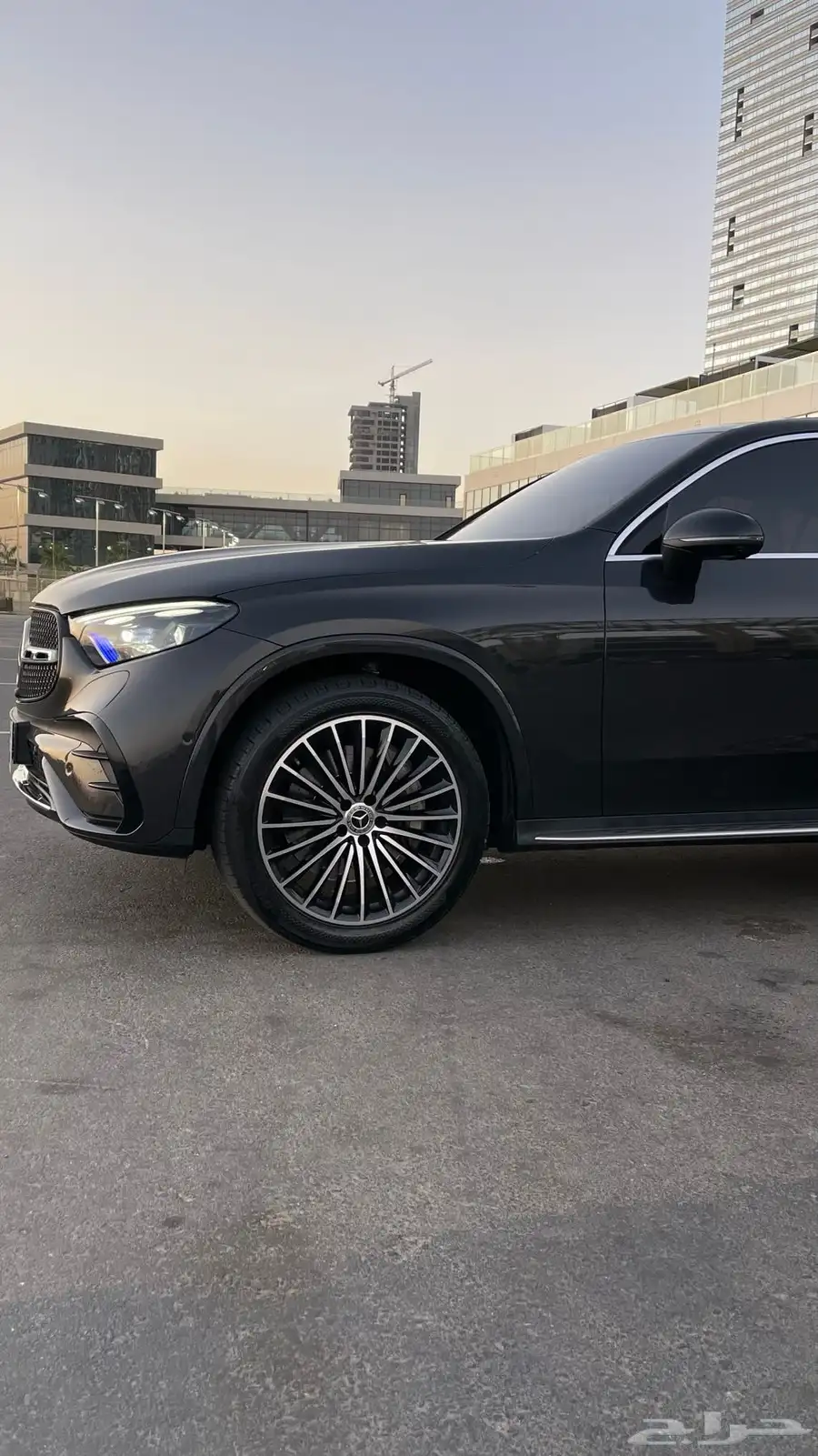 Mercedes Benz GLC300 2024 Kit AMG 17