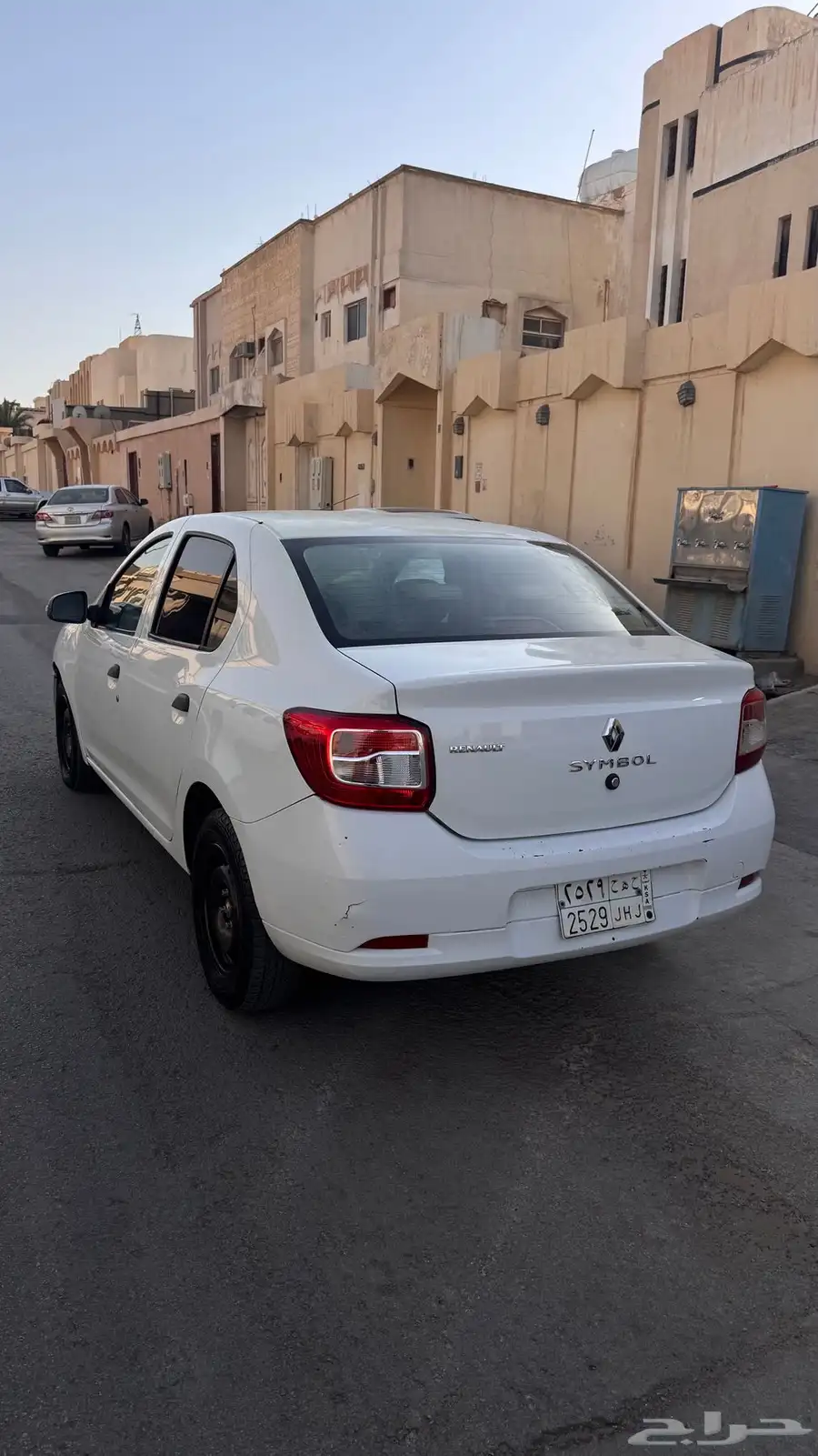 للبيع رينو لوجان 2015 0