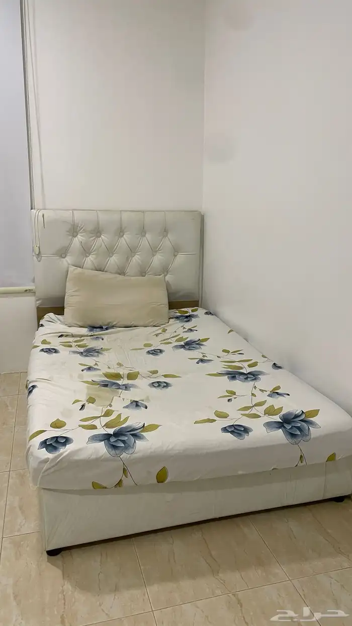 للبيع سرير استعمال حشمه 0
