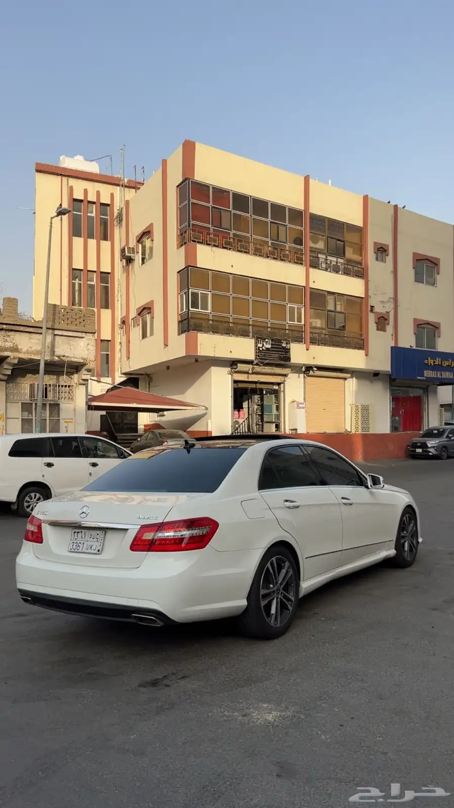 مرسيدس E2011 350 4