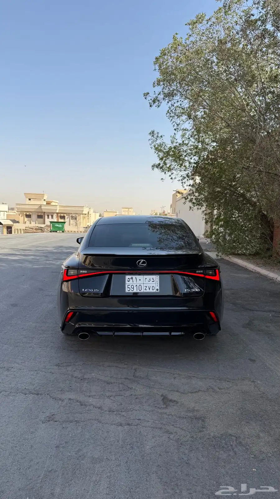 لكزس is300 2022 3