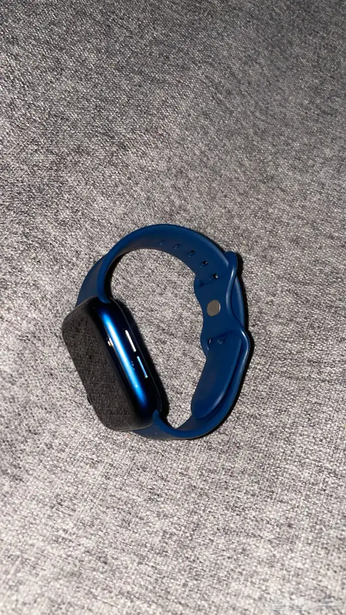 ساعة آبل سيريس 6 مقاس 44 مم بحالة ممتازه 2