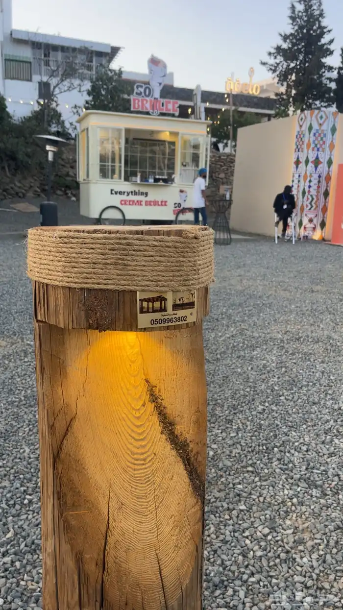 كراسي وطاولات خشبيه جوده عاليه 9