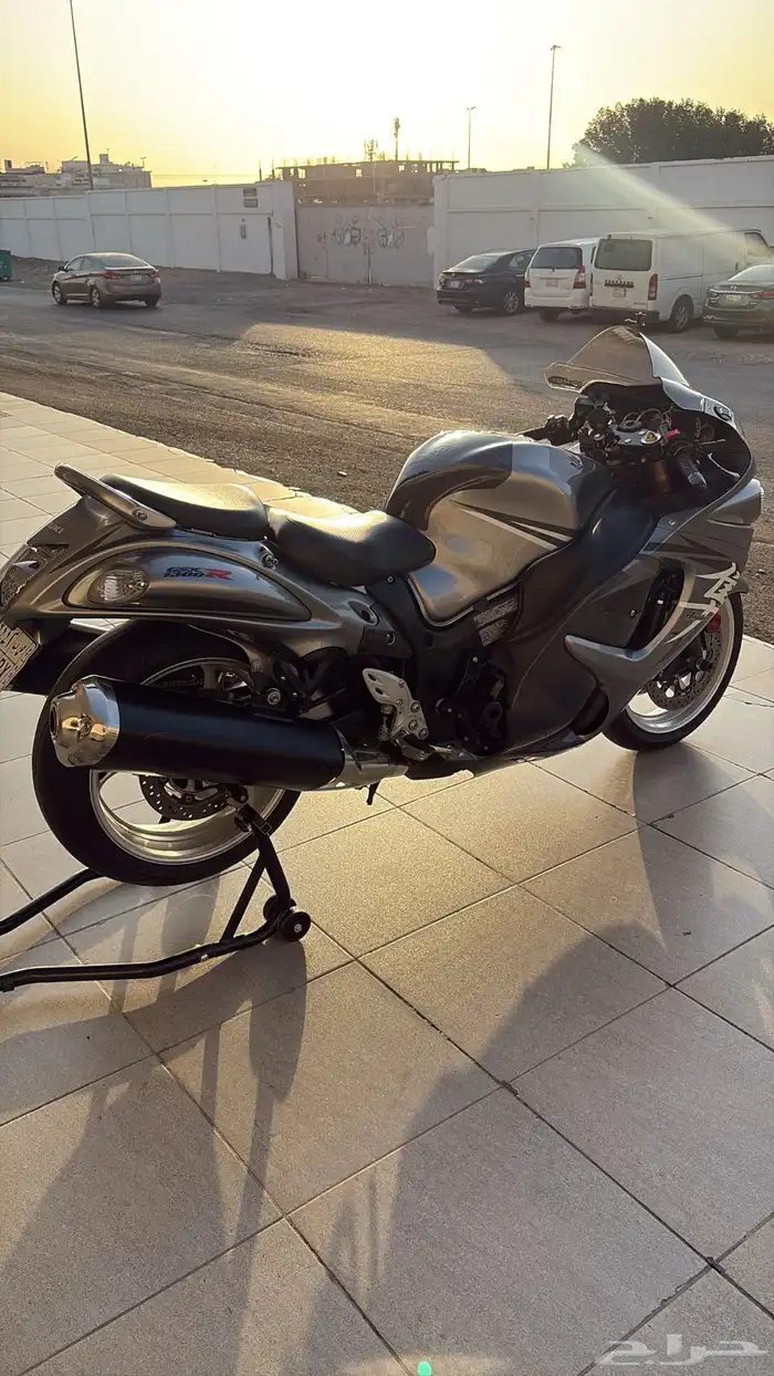 سزوكي هايبوزا GSXR1300 4