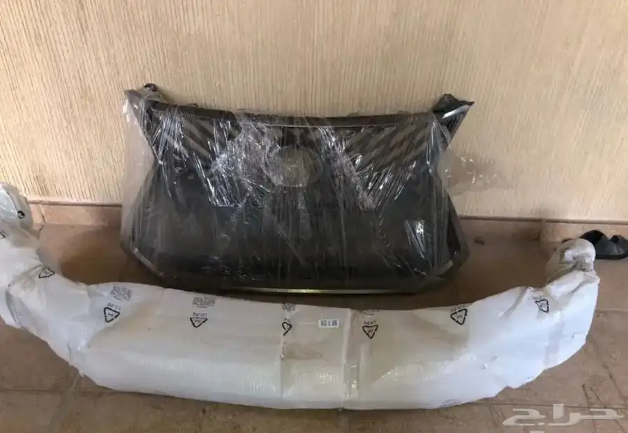شبك وكت أمامي جيب لكزس بلاك اديشن 0