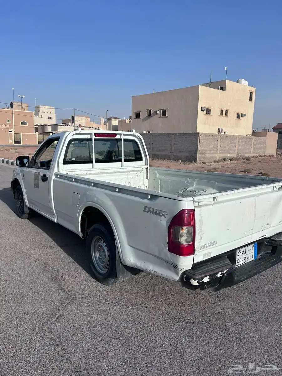ايسوزو d-max 0