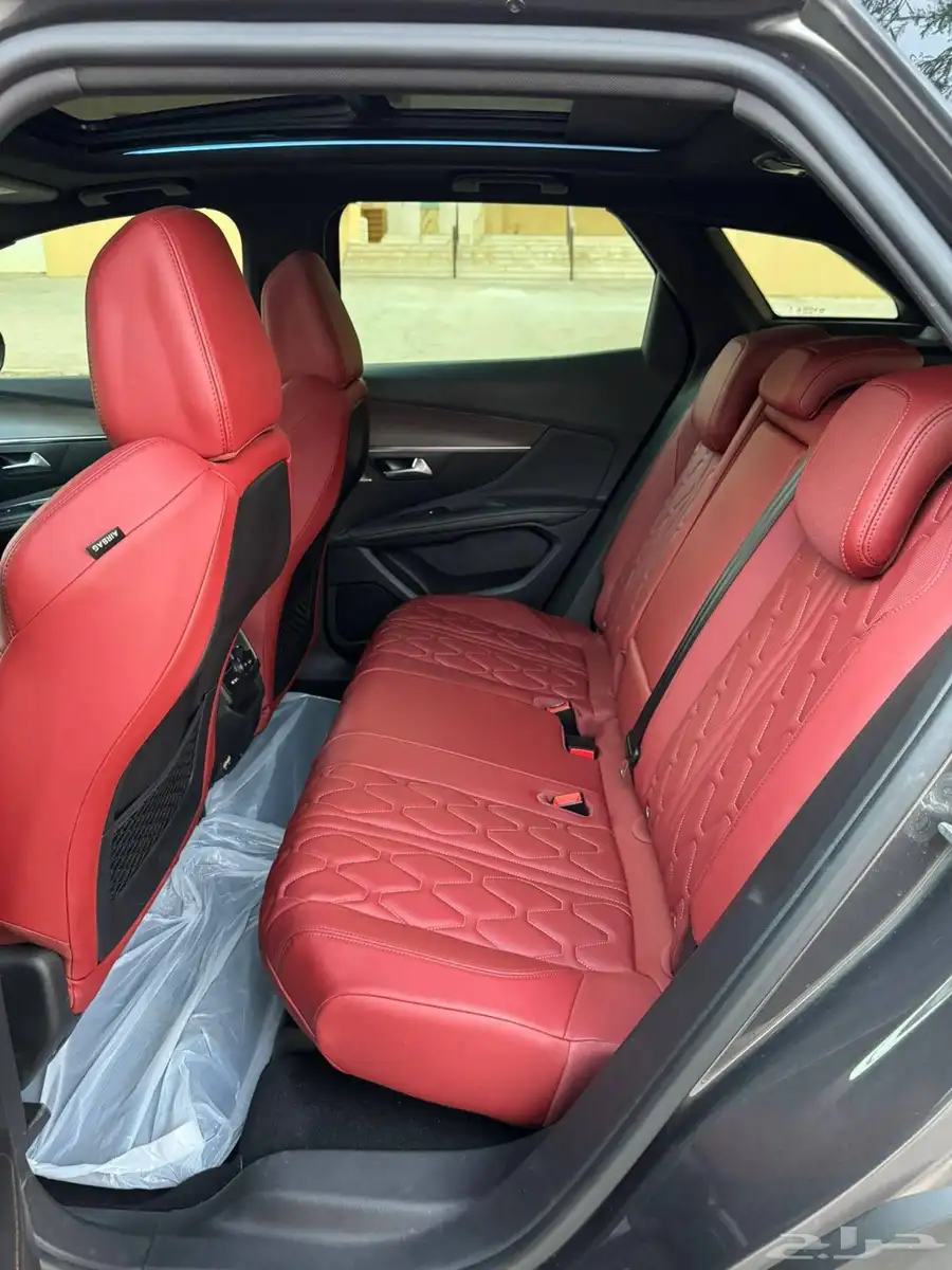 السيارة بيجو 3008 GT 10