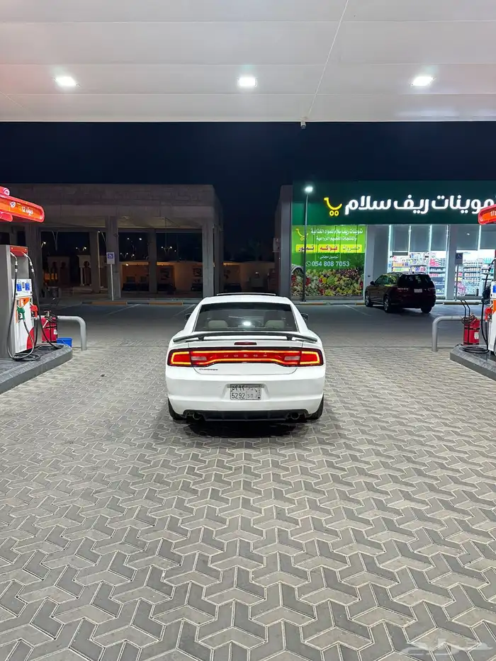 دوج تشارجر 2013 4