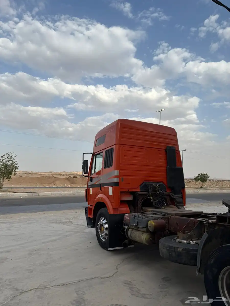 راس البي برتقالي على مصانعه index
