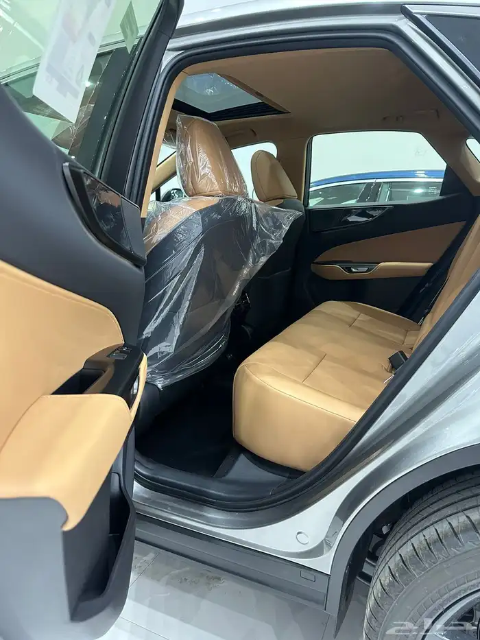 لكزس NX350 AA 2025 5