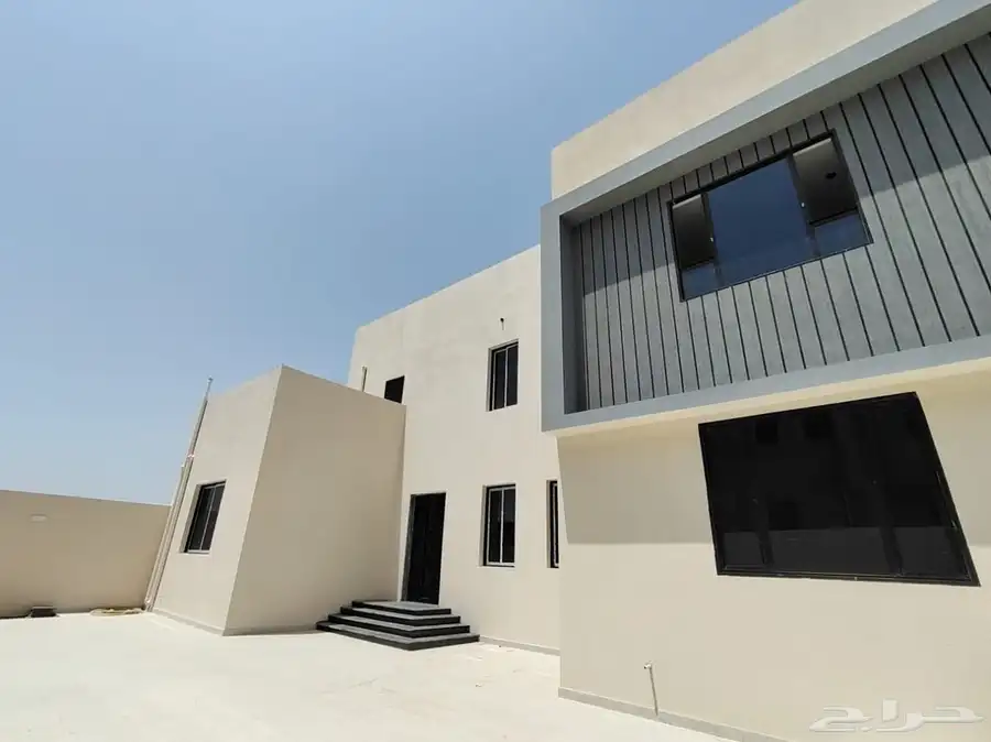 للبيع فلة مخطط النعيم ابو عريش 0