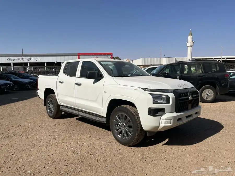 ميتسوبيشي L200 غمارتين دبل فل كامل 2024 نقد وتقسيط 0