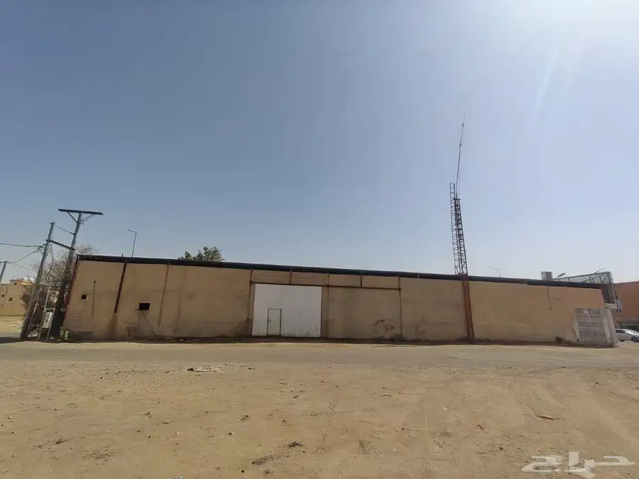 للايجار ورشة بمحل في عفيف عالطريق العام 1
