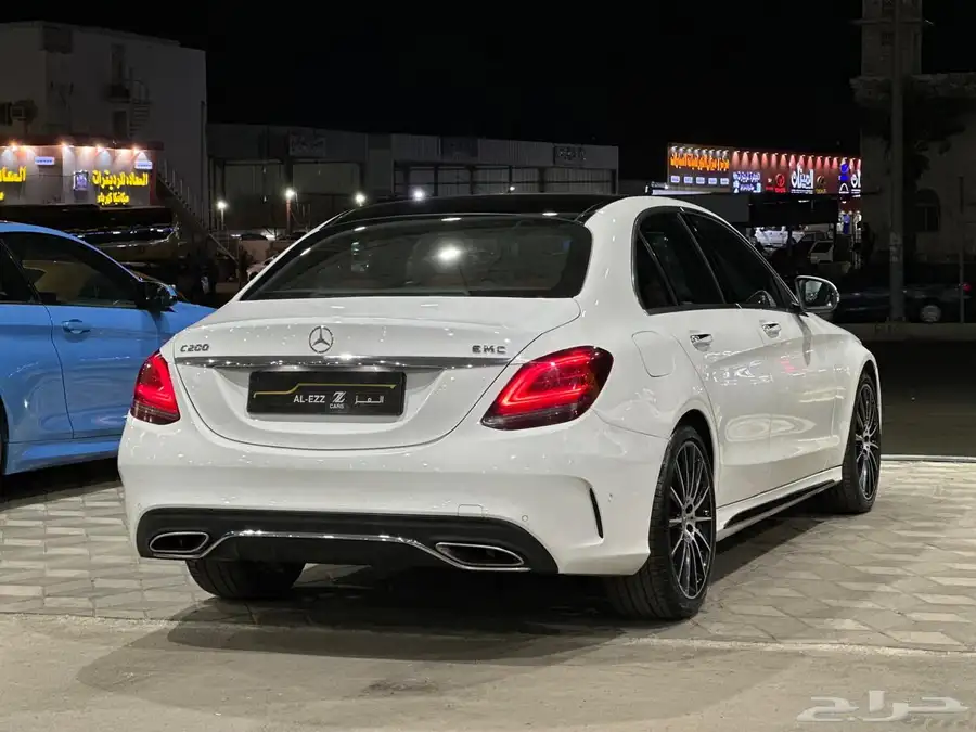 مرسيدس C200 موديل 2019 3