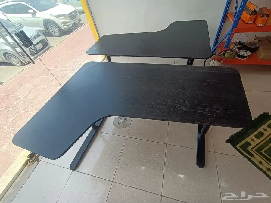 طاولتين قيمز نظيفة مره الاثنين ب1000 من الآخر 1