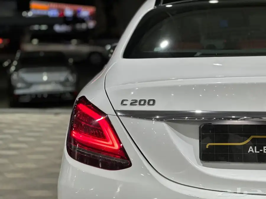 مرسيدس C200 موديل 2019 6
