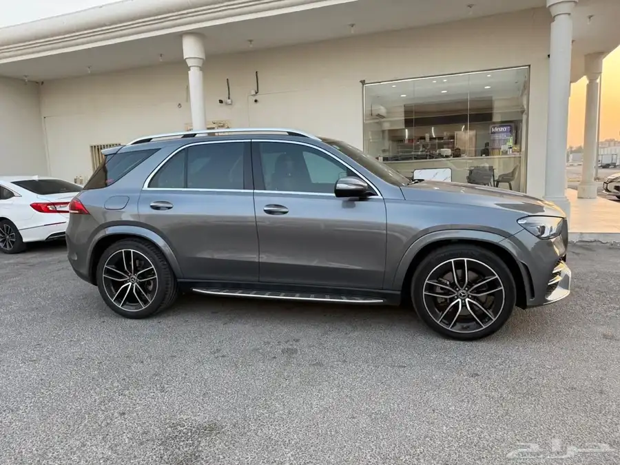 2023مرسيدس GLE 450 - موديل 1