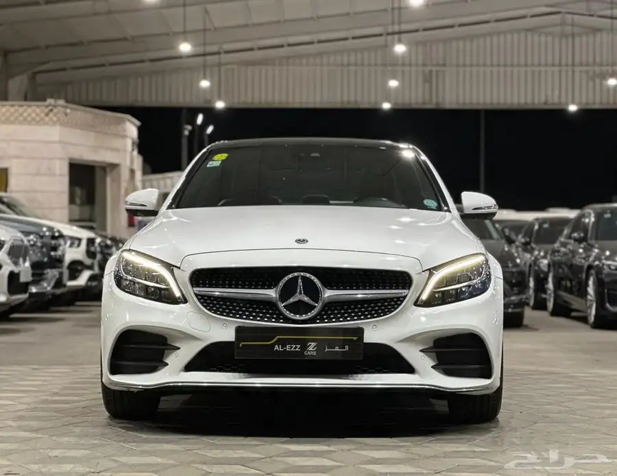 مرسيدس C200 موديل 2019 1