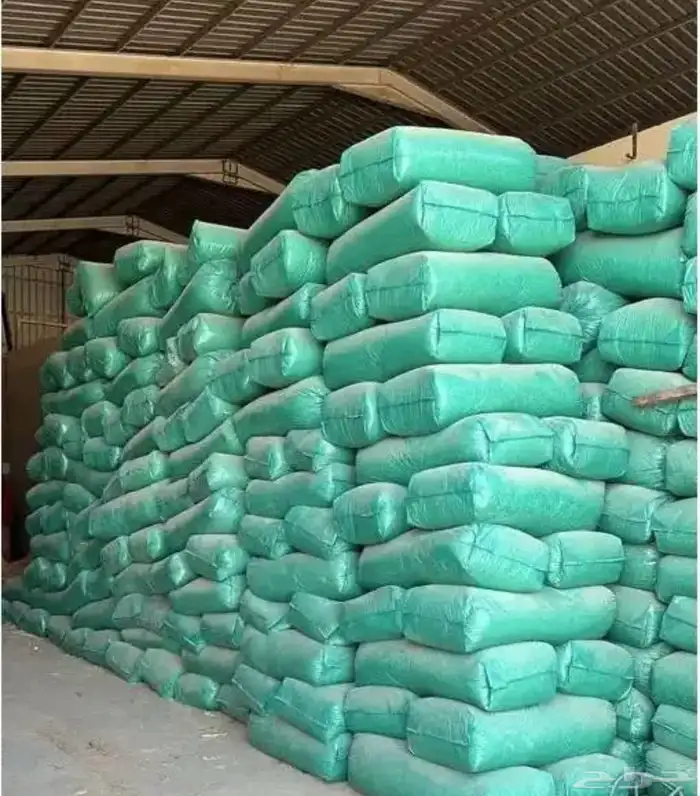 يوجد لدينا نشارة خيل   دجاج 0