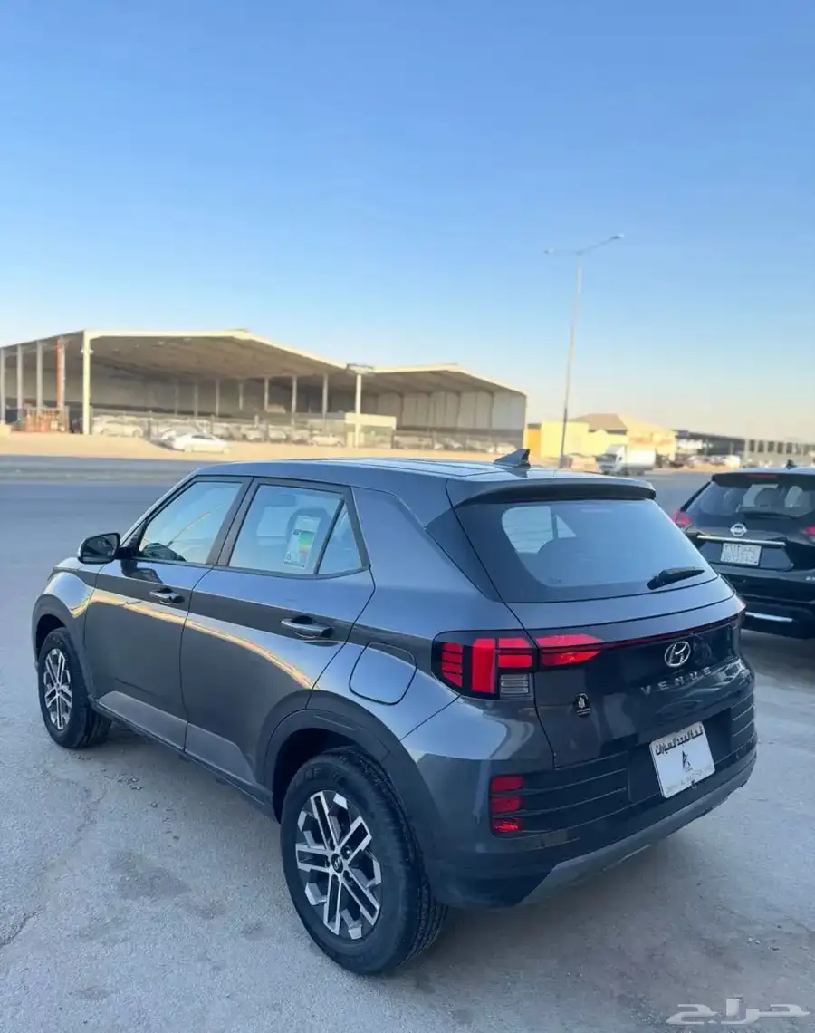 للبيع هونداي فينيو 2024 - سمارت بحالة الوكاله 4