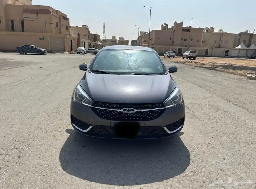 للبيع شيري اريزو 5 مديل 2023 خربان فيها القير يحتاج تغير 0