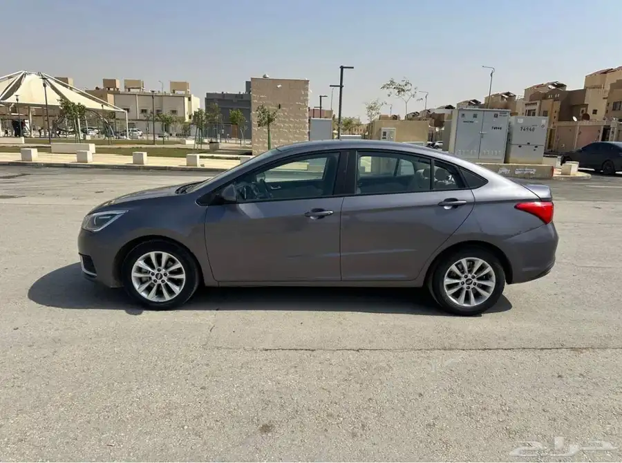 للبيع شيري اريزو 5 مديل 2023 خربان فيها القير يحتاج تغير 7