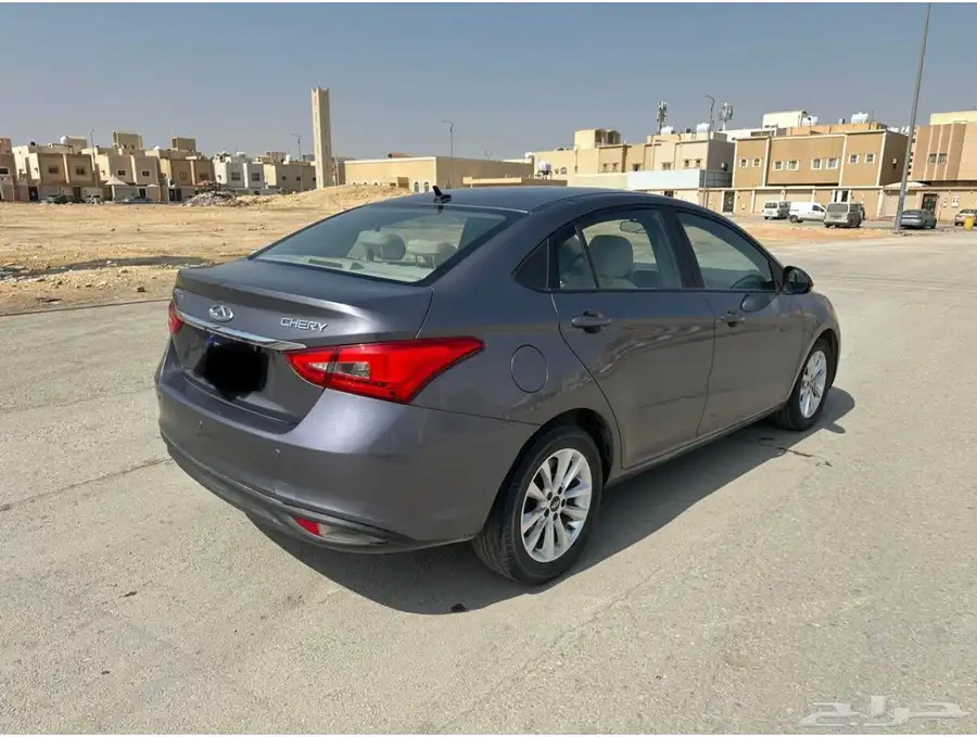 للبيع شيري اريزو 5 مديل 2023 خربان فيها القير يحتاج تغير 6