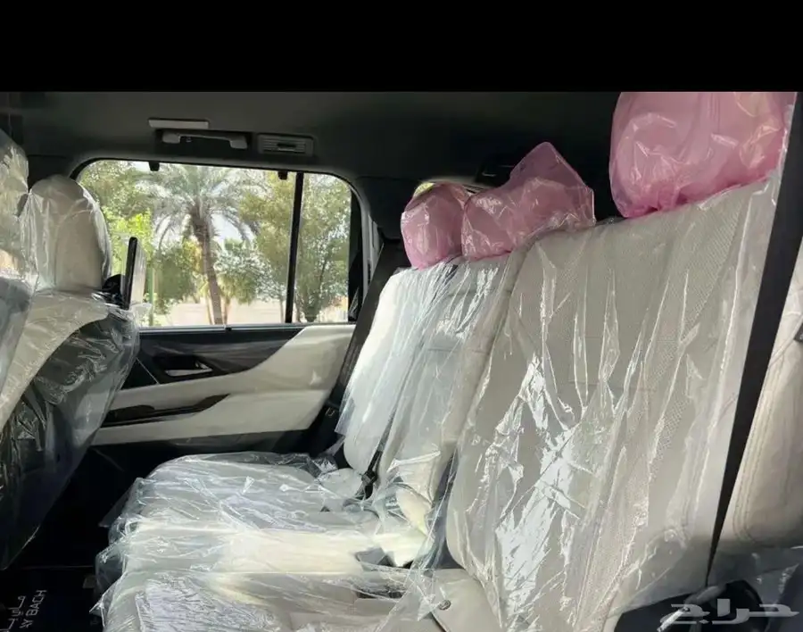 لكزس 2025LX600 1