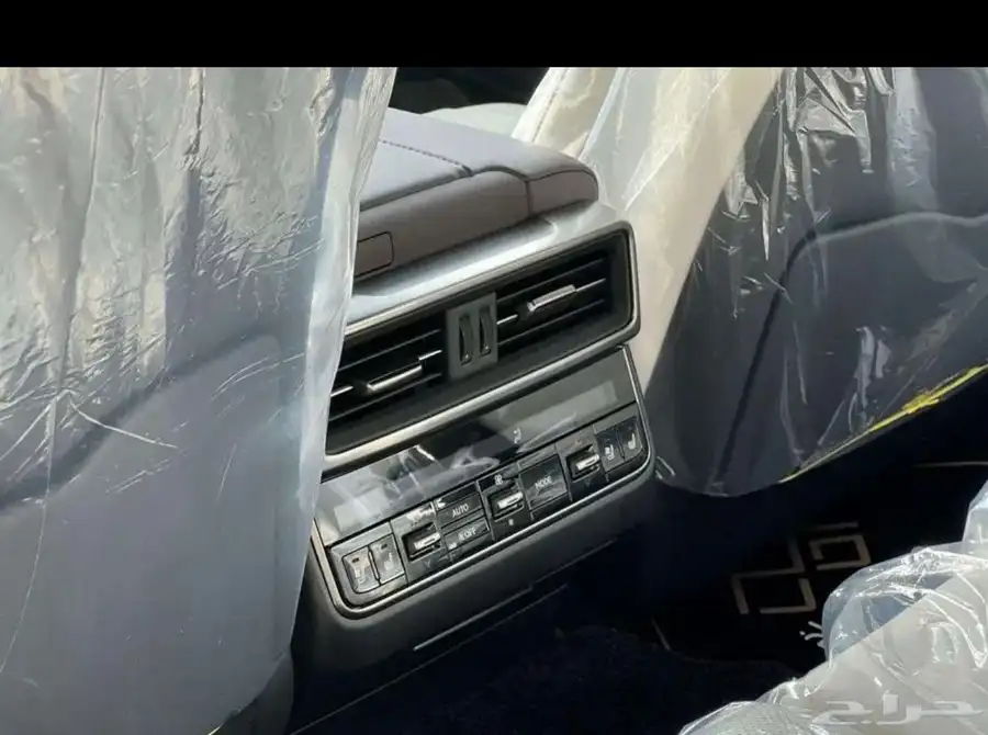 لكزس 2025LX600 2